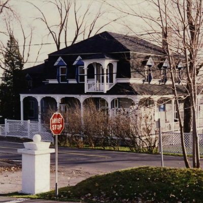 thomson-house-jan-1992_sq.jpg